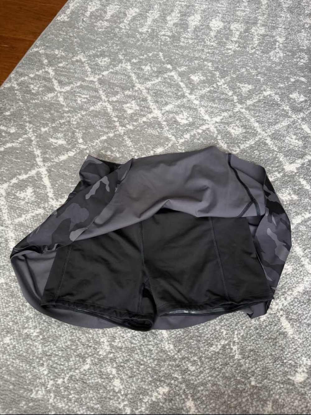 Athleta Gray & Black Camo Skirt, XS - Picture 3 of 4